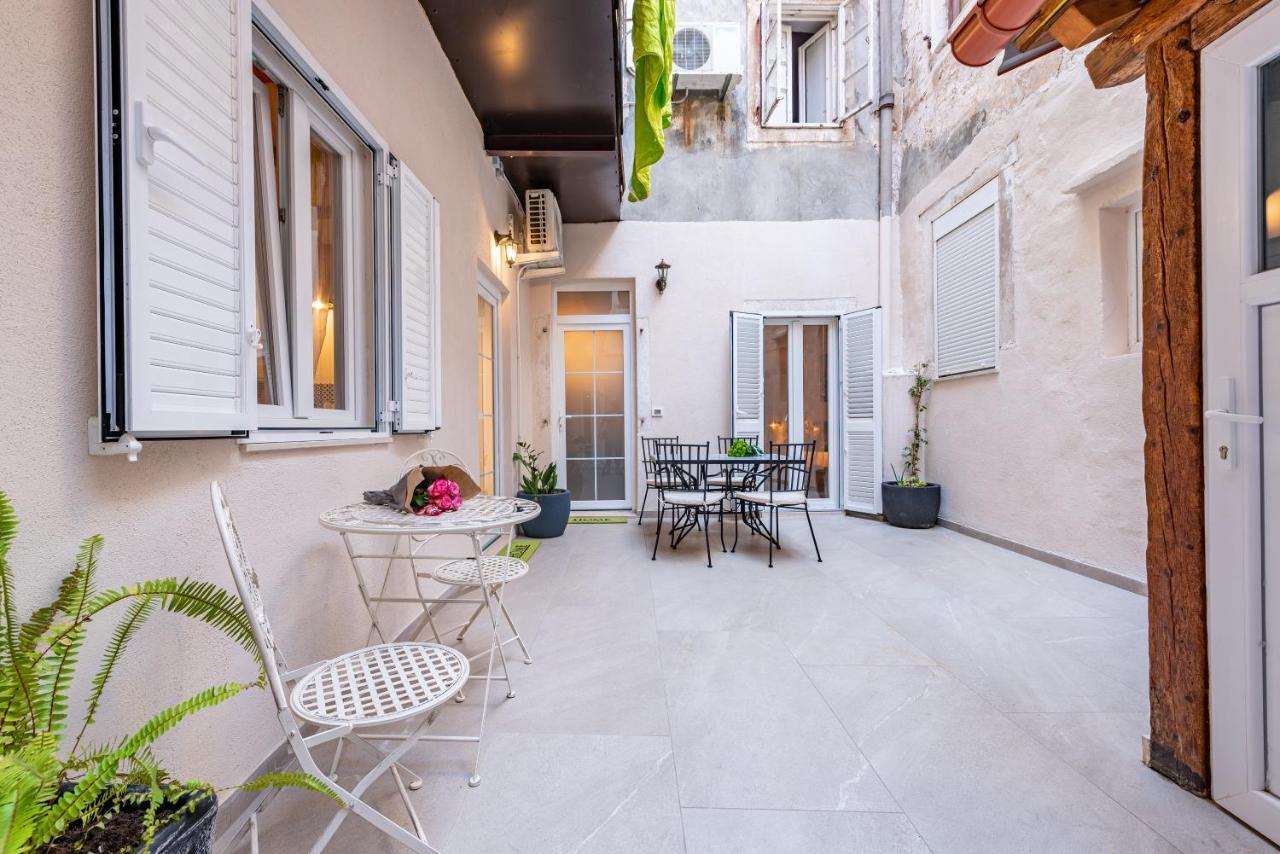 Angulus Apartment ซาดาร์ ภายนอก รูปภาพ